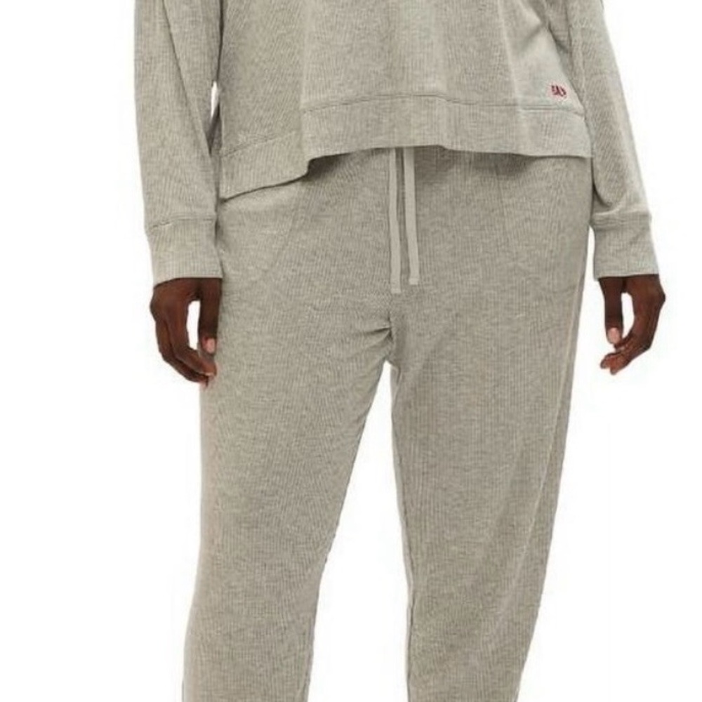 NWT Gapbody Cozy Women's Lounge Set in Gray